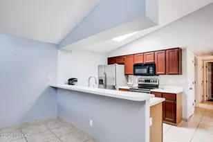 978 W Lockwood Ln, Tucson, AZ 85704 - Photo 10
