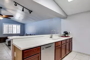 978 W Lockwood Ln, Tucson, AZ 85704 - Photo 12