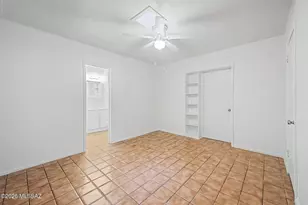 6619 E Scarlett St, Tucson, AZ 85710 - Photo 18