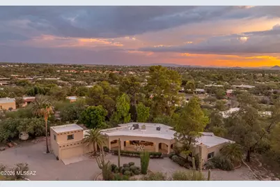 7944 E Cloud Road, Tucson, AZ 85750 - Photo 1