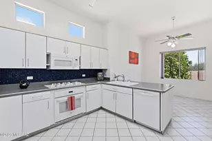 529 E Squirrel Tail Dr, Tucson, AZ 85704 - Photo 6