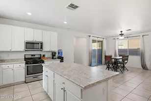 5112 Dakota Vista Pl, Tucson, AZ 85746 - Photo 1