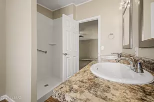 5385 S Brush Berry Dr, Tucson, AZ 85757 - Photo 18