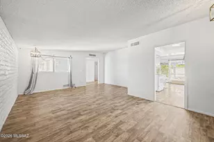 8965 E 35th Cir, Tucson, AZ 85710 - Photo 6