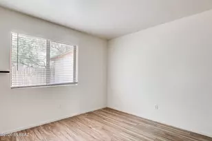 1921 W La Osa Dr, Tucson, AZ 85705 - Photo 16