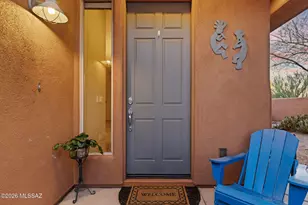 10446 E Sara Scarlet Loop, Tucson, AZ 85747 - Photo 4