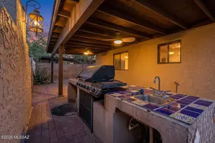 4791 E Joslyn Heights Pl, Tucson, AZ 85712 - Photo 2