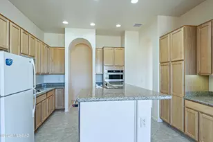 5481 S Acacia Creek Dr, Green Valley, AZ 85622 - Photo 18