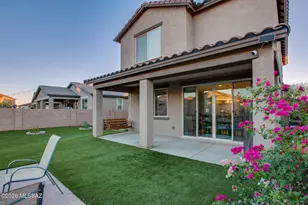 7877 S Wolf Creek Dr, Tucson, AZ 85757 - Photo 26