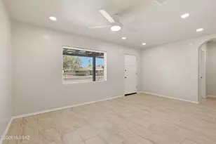 2111 S Miramonte Stravenue, Tucson, AZ 85713 - Photo 6