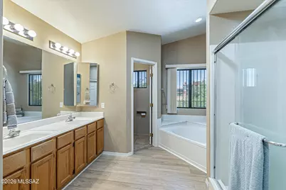 10301 N Oak Knoll Lane, Tucson, AZ 85737 - Photo 26