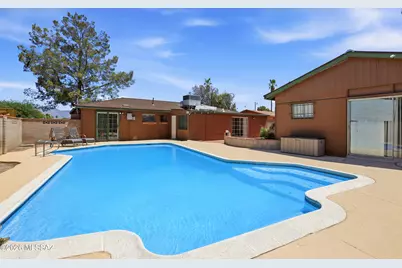 5526 E 20th Street, Tucson, AZ 85711 - Photo 2