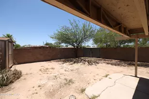 672 W Calle Sevilla, Tucson, AZ 85756 - Photo 32