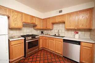 672 W Calle Sevilla, Tucson, AZ 85756 - Photo 14