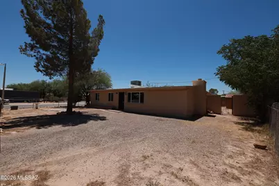 672 W Calle Sevilla, Tucson, AZ 85756 - Photo 2
