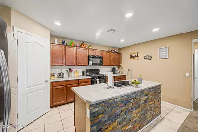 5063 S River Run Drive, Tucson, AZ 85746 - Photo 8