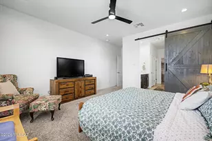 10462 E Silver Fox Dr, Tucson, AZ 85748 - Photo 18