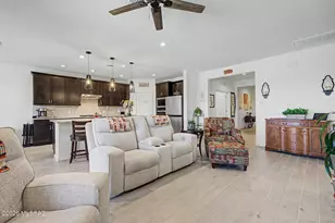10462 E Silver Fox Dr, Tucson, AZ 85748 - Photo 14