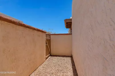 2504 N Ironwood Ridge Drive, Tucson, AZ 85745 - Photo 34