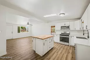 6470 E Calle Luna, Tucson, AZ 85710 - Photo 8