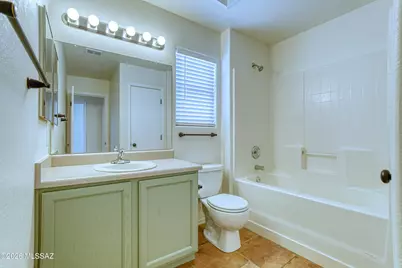 7992 N Siskiyou Drive, Tucson, AZ 85743 - Photo 14