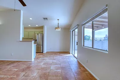 7992 N Siskiyou Drive, Tucson, AZ 85743 - Photo 8