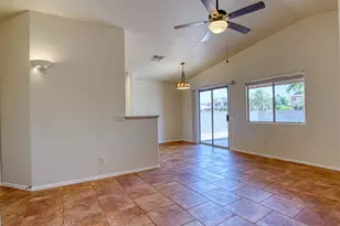 7992 N Siskiyou Dr, Tucson, AZ 85743 - Photo 6