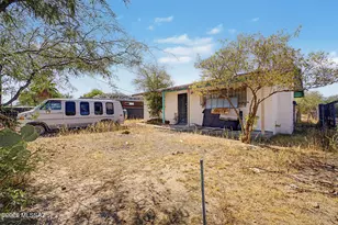 1044 E 24th St, Tucson, AZ 85713 - Photo 2