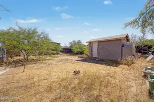 1044 E 24th St, Tucson, AZ 85713 - Photo 6