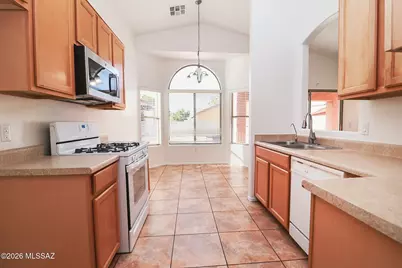 2403 E Calle Gran Desierto, Tucson, AZ 85706 - Photo 6
