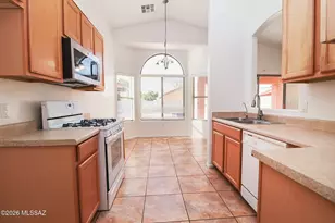 2403 E Calle Gran Desierto, Tucson, AZ 85706 - Photo 6