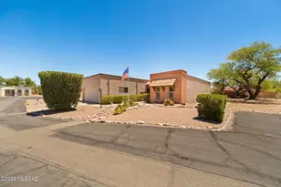 320 E Paseo Verde, Green Valley, AZ 85614 - Photo 2