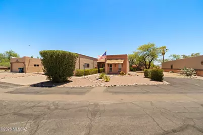 320 E Paseo Verde, Green Valley, AZ 85614 - Photo 1