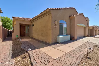 10046 E Cedar Hill Drive, Tucson, AZ 85748 - Photo 2