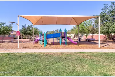 10046 E Cedar Hill Drive, Tucson, AZ 85748 - Photo 44