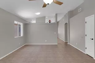2818 W Medallion Dr, Tucson, AZ 85741 - Photo 6