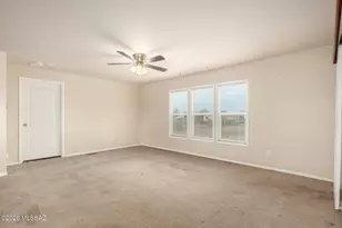 8677 S Alice Vail Ln, Tucson, AZ 85736 - Photo 10