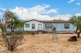 8677 S Alice Vail Ln, Tucson, AZ 85736 - Photo 6
