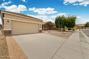 1279 W Calle Luis Maria, Sahuarita, AZ 85629 - Photo 2