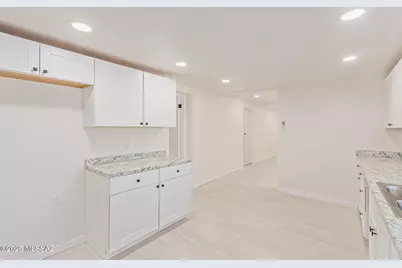 231 W 26th Street, Tucson, AZ 85713 - Photo 6