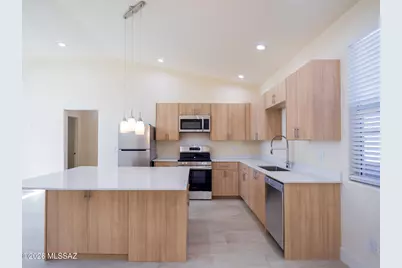 1616 E Hedrick Drive #2, Tucson, AZ 85719 - Photo 2