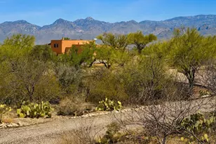 11155 E St James Rd, Tucson, AZ 85748 - Photo 2