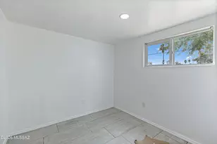 3650 E March Pl, Tucson, AZ 85713 - Photo 26