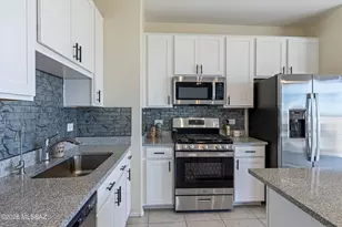21727 E Holstein Wy, Red Rock, AZ 85145 - Photo 8