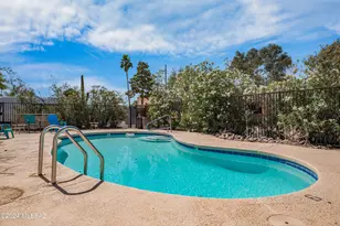 1341 E Ellis Dr, Tucson, AZ 85719 - Photo 2