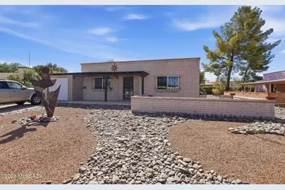 530 S La Lima, Green Valley, AZ 85614 - Photo 2