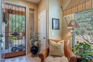 407 W Astruc Dr, Green Valley, AZ 85614 - Photo 4