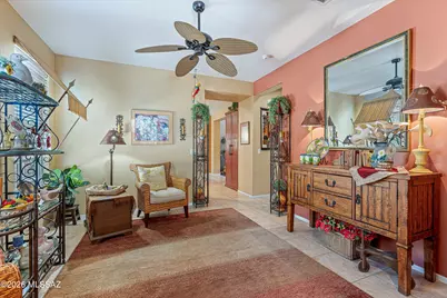407 W Astruc Drive, Green Valley, AZ 85614 - Photo 8