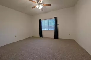 1530 W Camino Calderon, Green Valley, AZ 85622 - Photo 12
