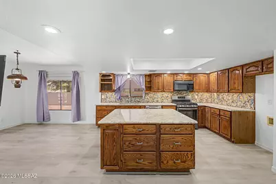 12592 N Pioneer Way, Oro Valley, AZ 85755 - Photo 20